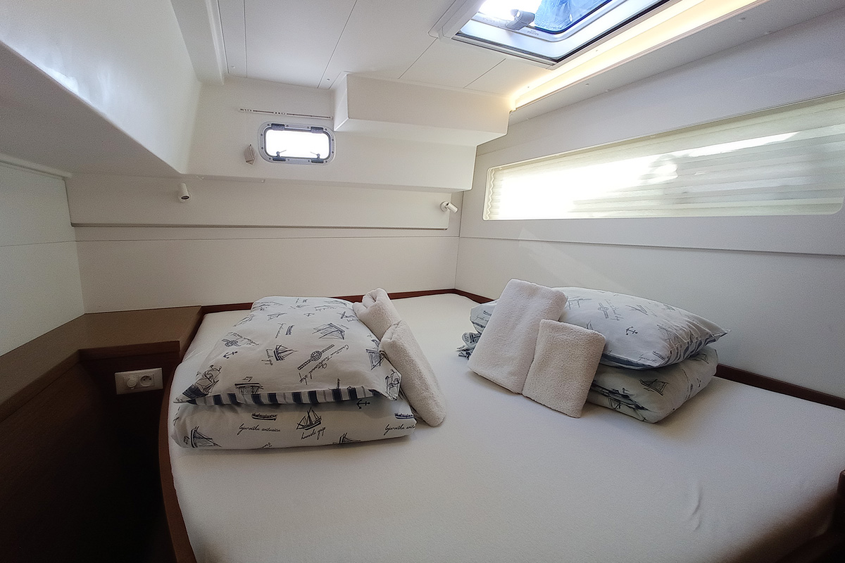 Lagoon 40 - 4 + 2 cab — photo 31