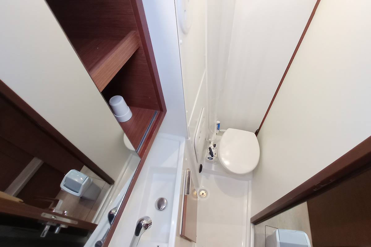 Lagoon 40 - 4 + 2 cab — photo 42