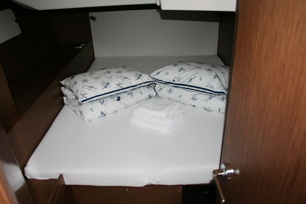 Oceanis 51.1 - 5 + 1 cab. — photo 13