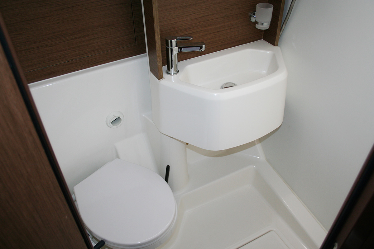 Oceanis 51.1 - 5 + 1 cab. — photo 22