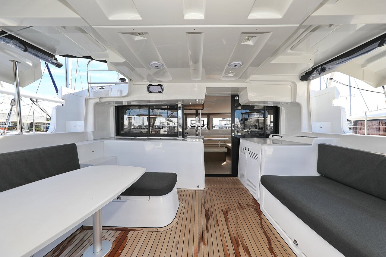 Lagoon 46 - 4 + 2 cab. — photo 19