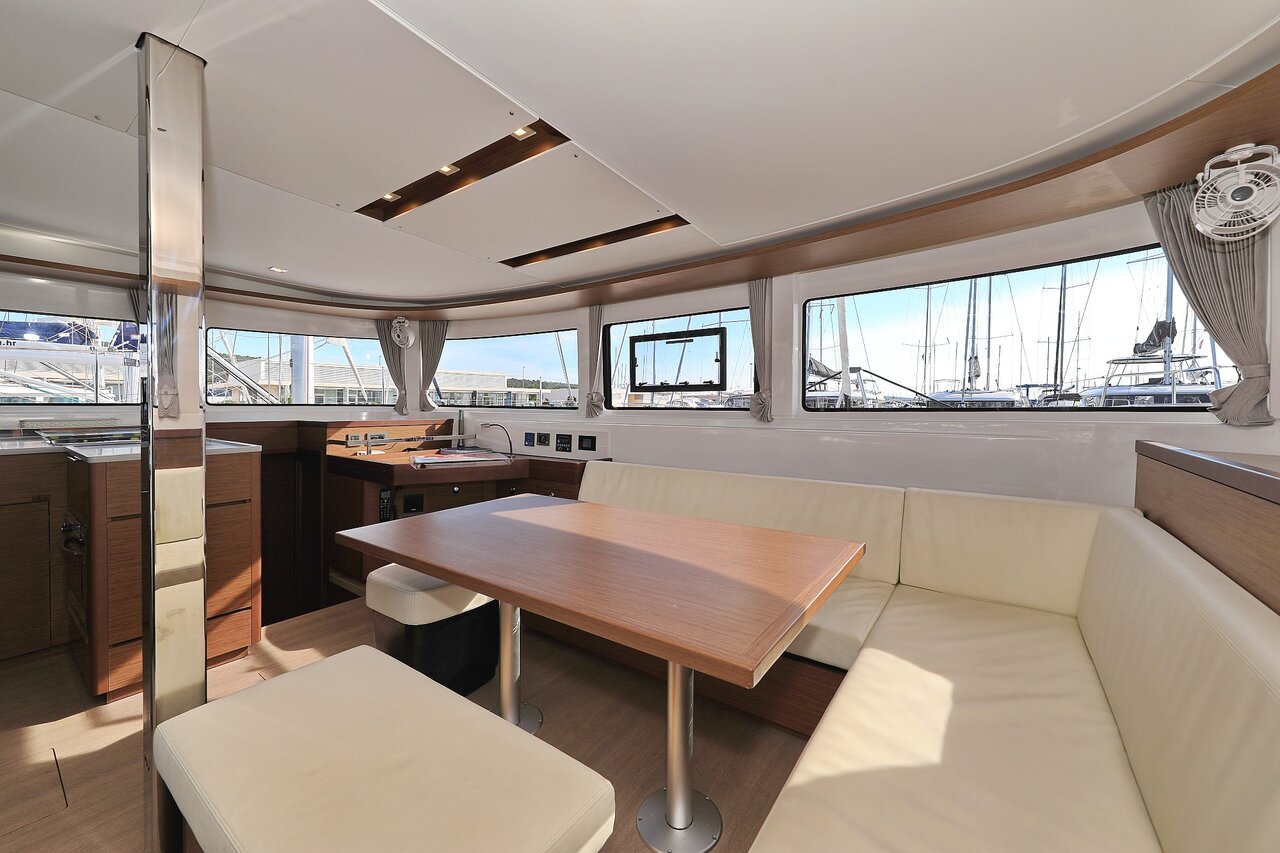 Lagoon 46 - 4 + 2 cab. — photo 21