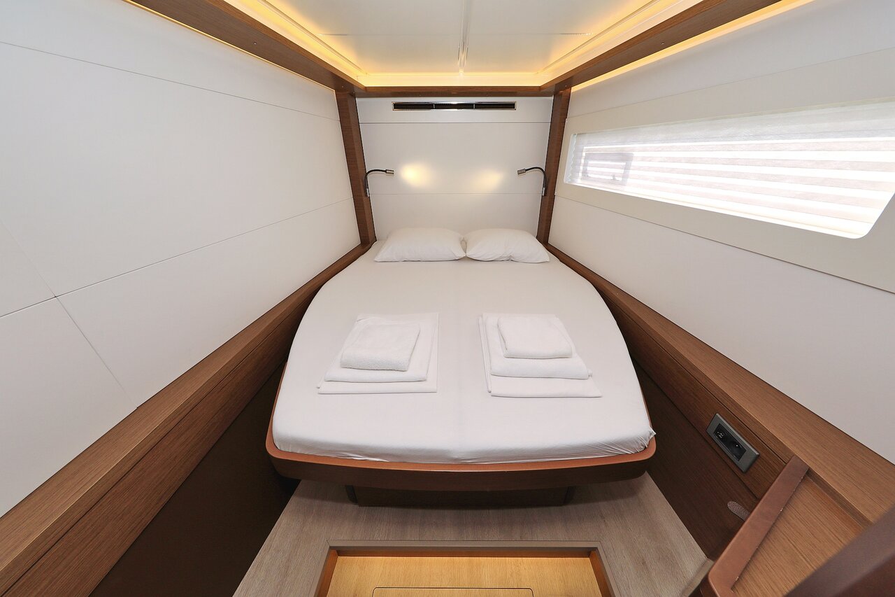 Lagoon 46 - 4 + 2 cab. — photo 26