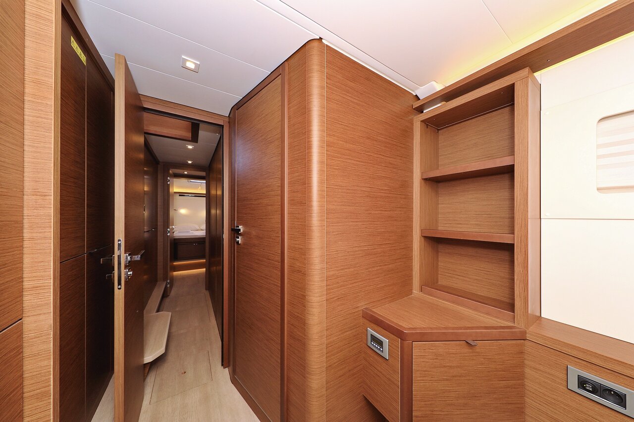Lagoon 46 - 4 + 2 cab. — photo 29
