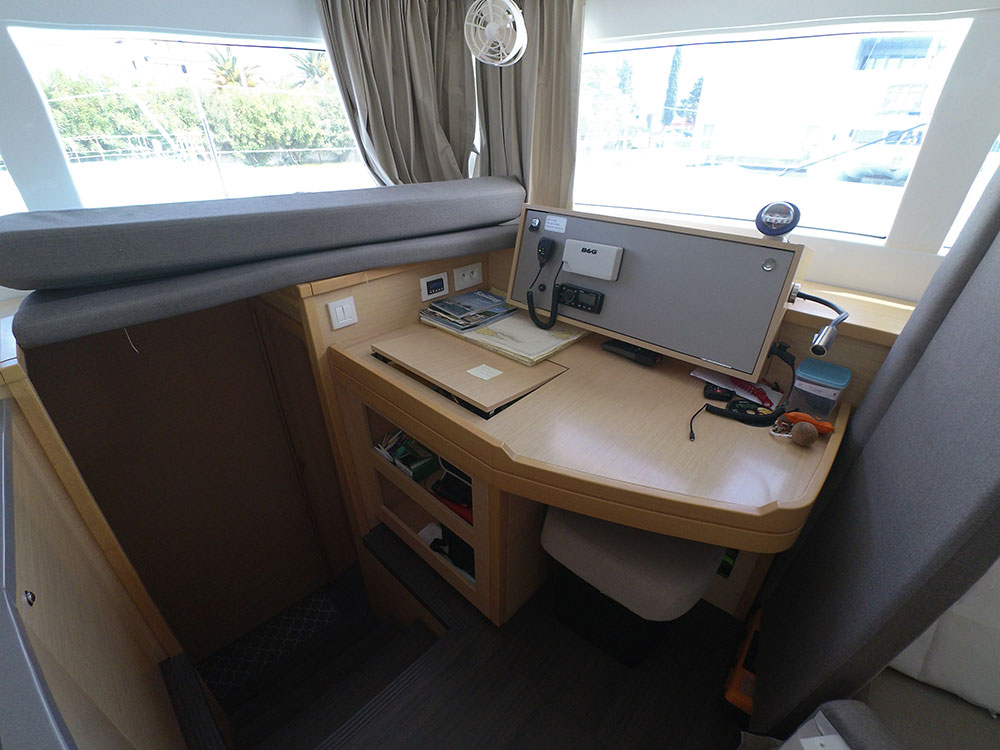 Lagoon 450 F - 4 + 2 cab. — photo 8