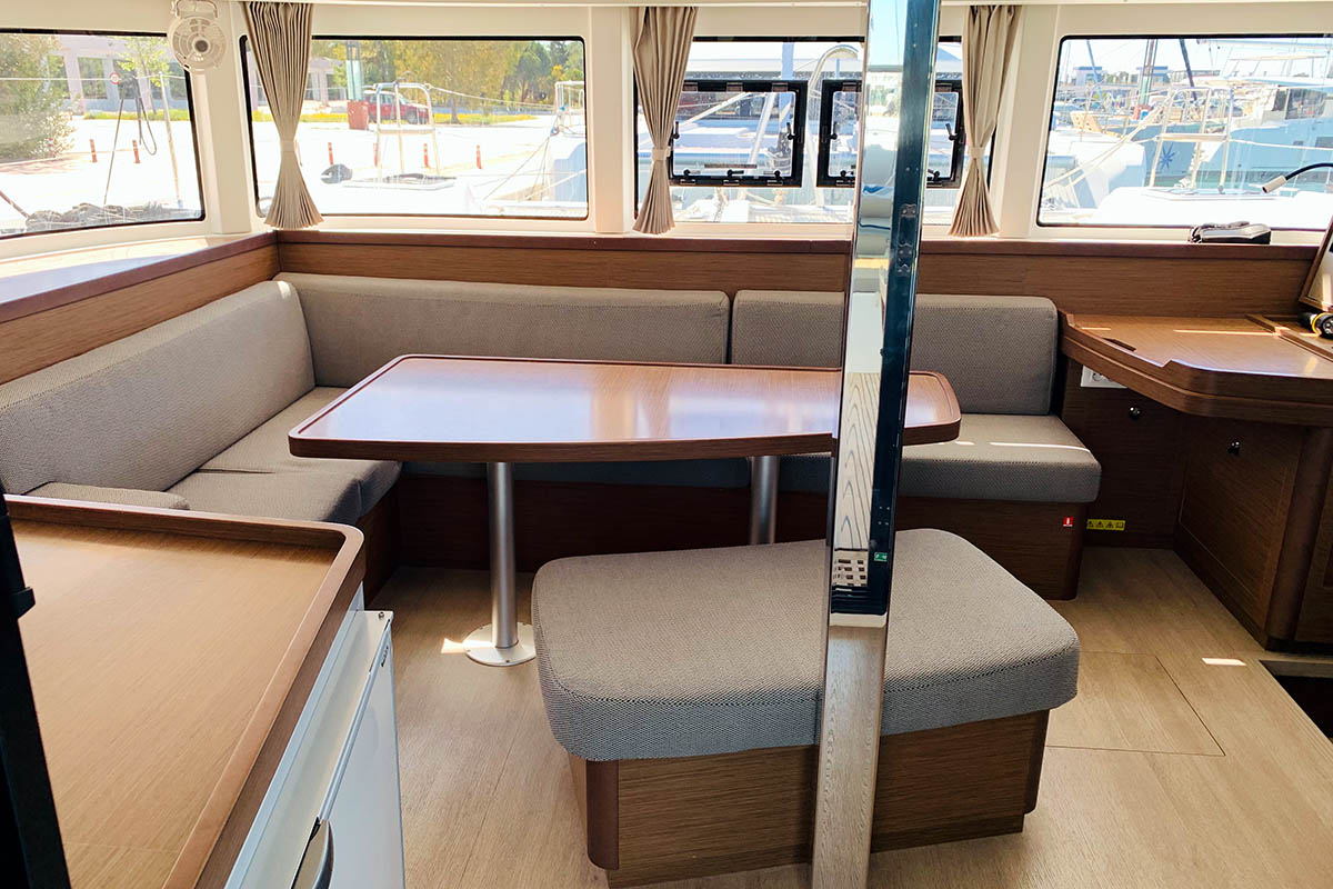 Lagoon 42 - 4 + 2 cab. — photo 11
