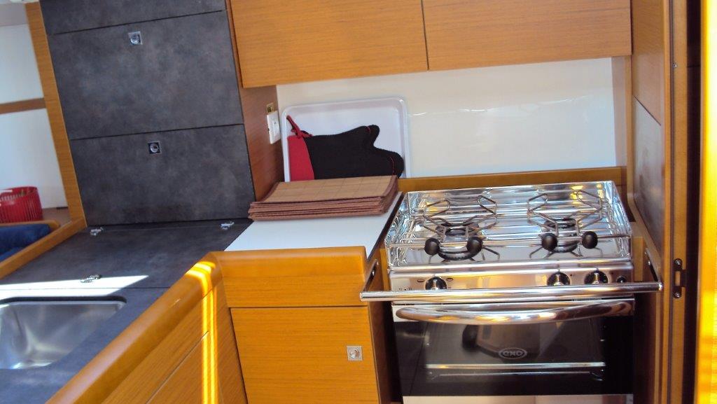 Sun Odyssey 349 - 3 cab. — photo 8