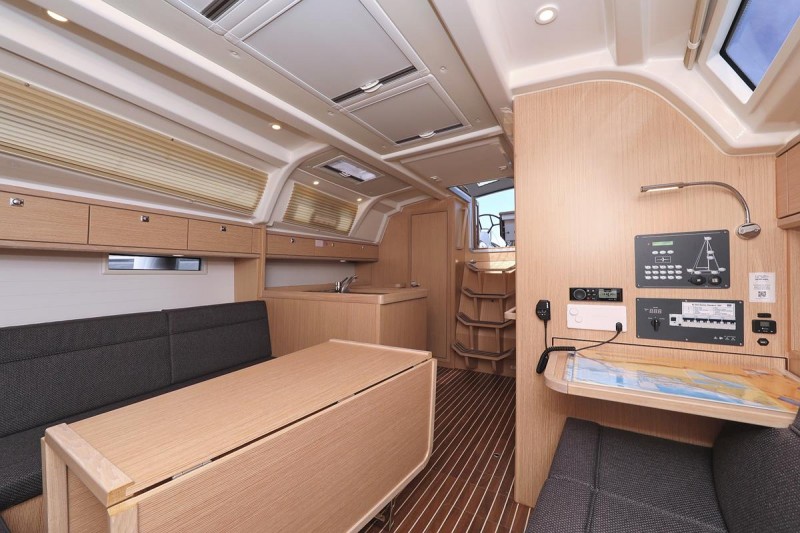 Bavaria Cruiser 37 - 3 cab. — photo 7