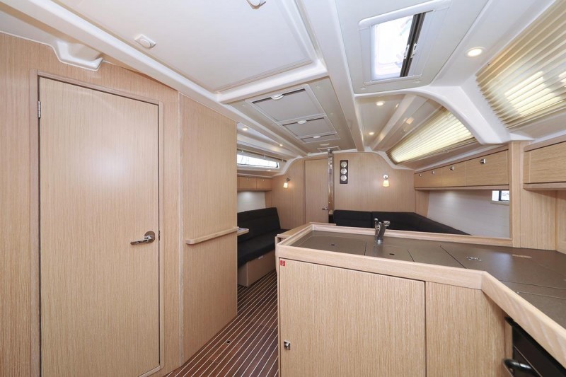 Bavaria Cruiser 37 - 3 cab. — photo 9