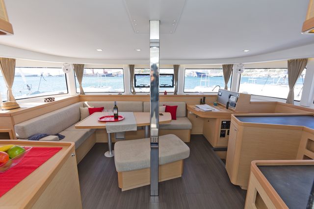 Lagoon 42 - 4 + 2 cab. — photo 19