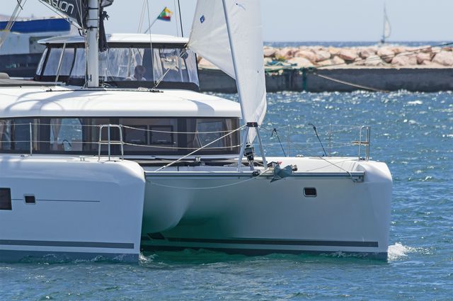 Lagoon 42 - 4 + 2 cab. — photo 27