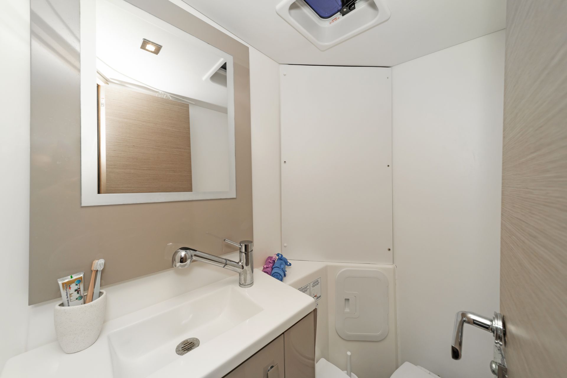 Fountaine Pajot Lucia 40 - 4 cab. — photo 20