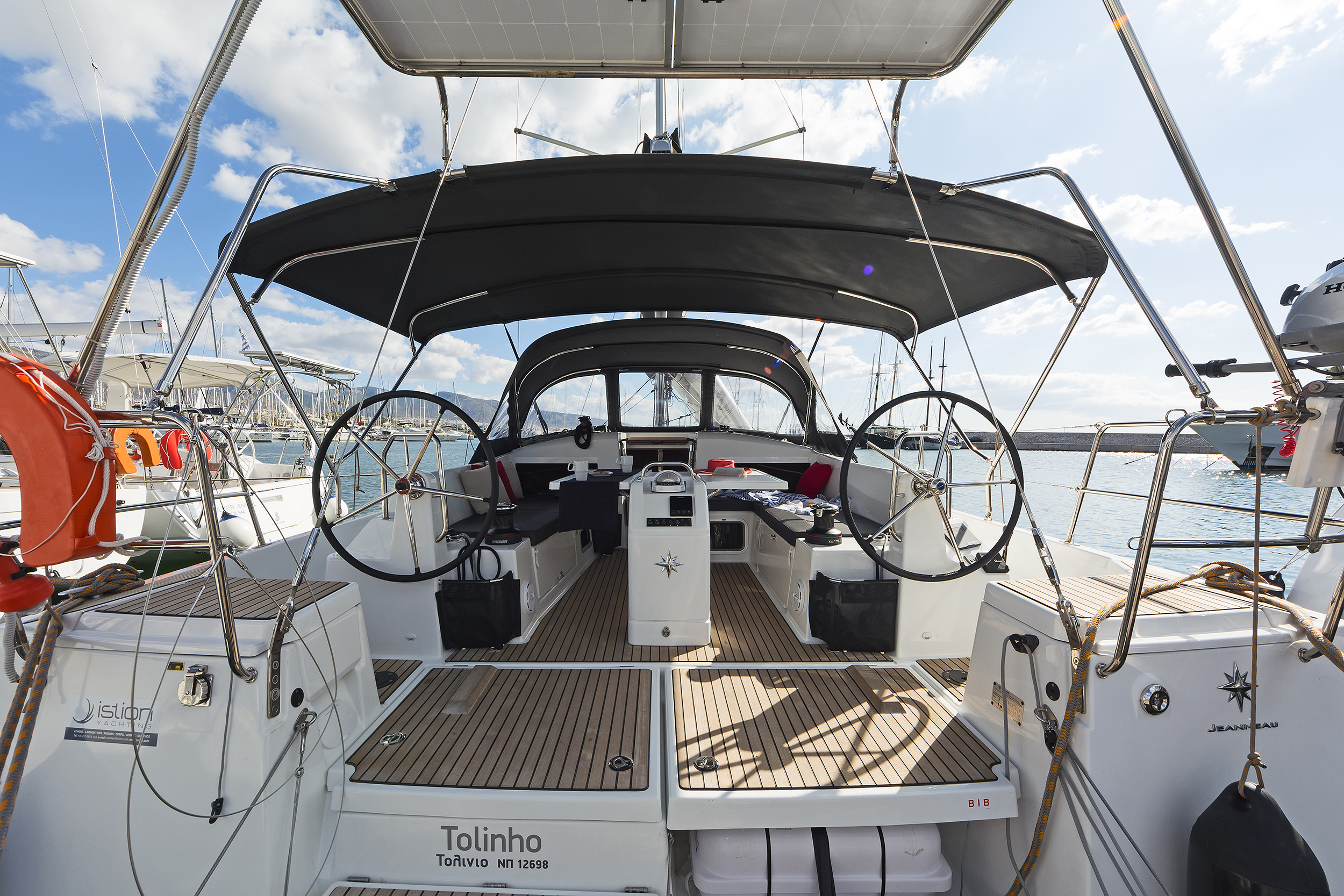 Sun Odyssey 440 - 4 cab. — photo 8