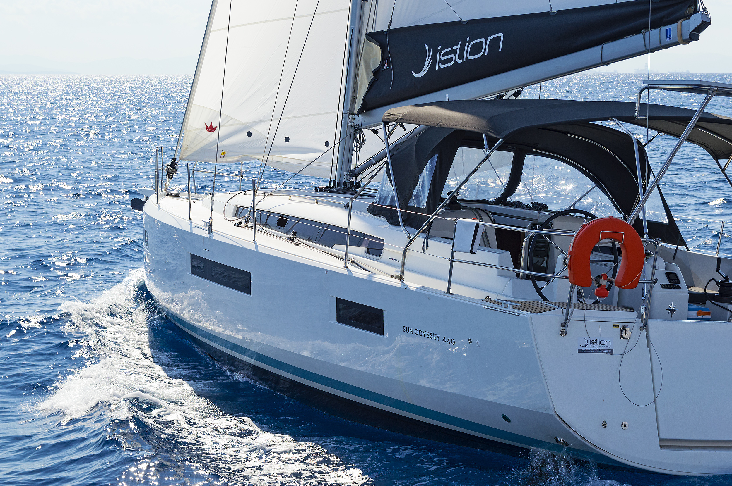 Sun Odyssey 440 - 4 cab. — photo 10