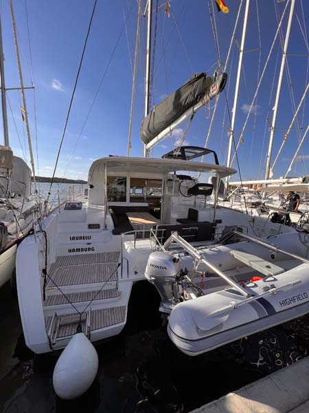 Lagoon 40 - 4 + 2 cab — photo 6