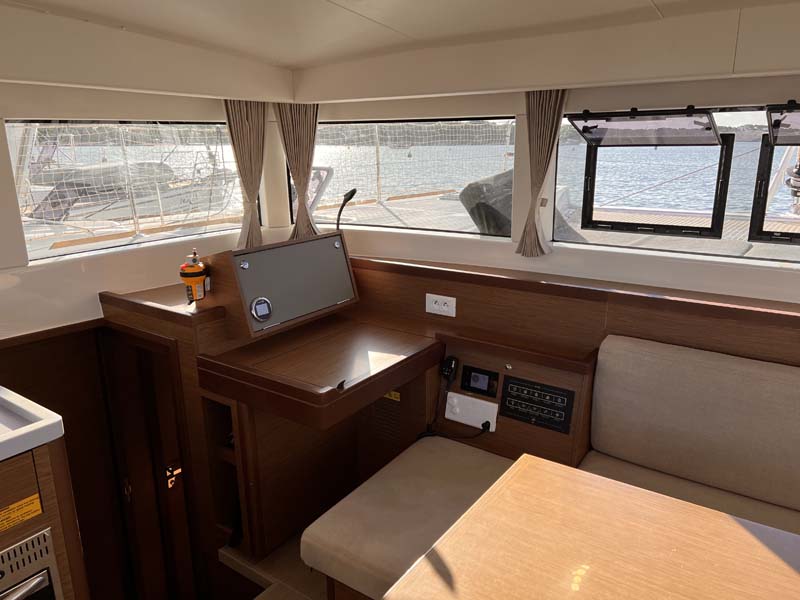 Lagoon 40 - 4 + 2 cab — photo 15