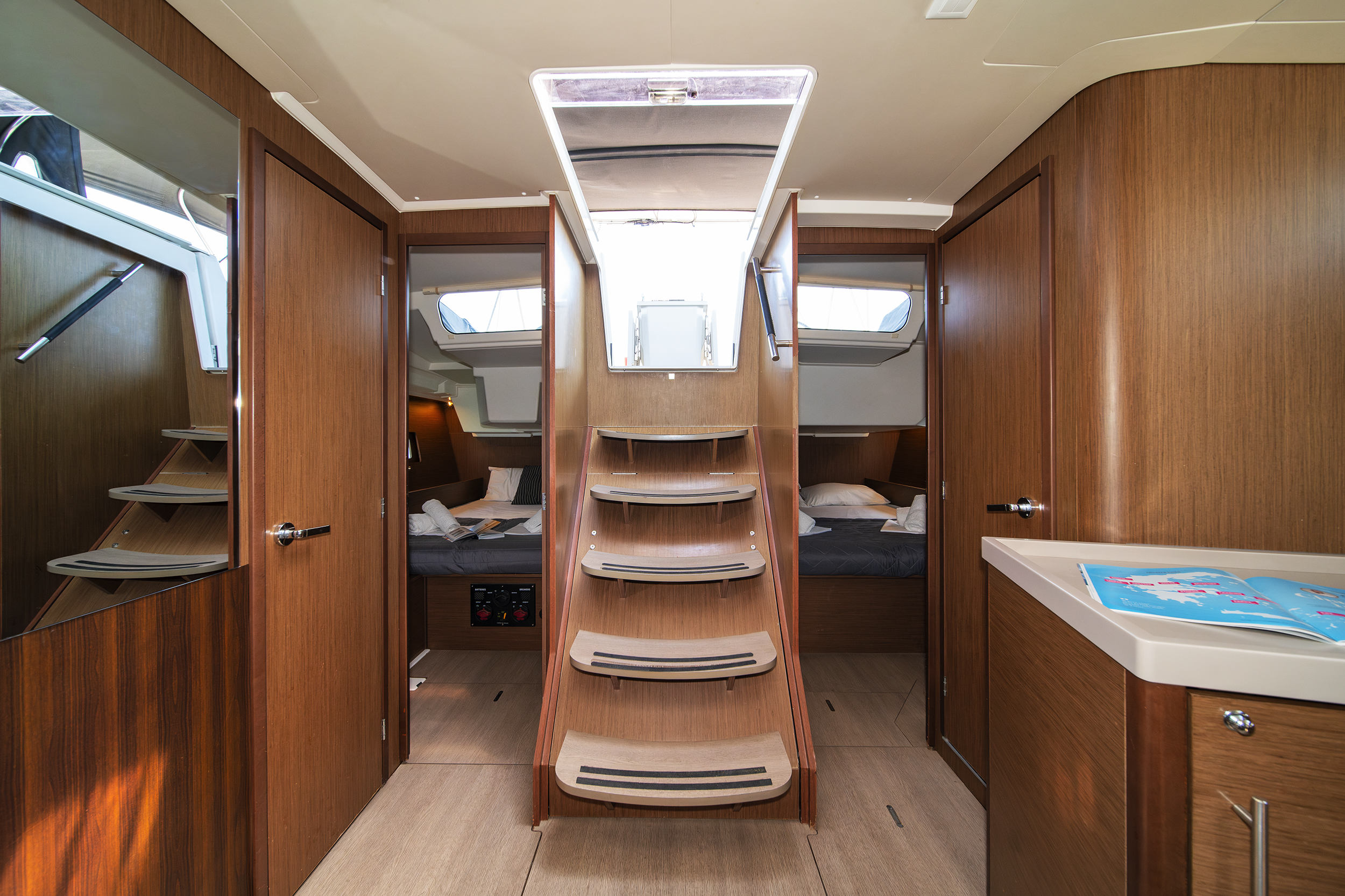 Oceanis 46.1 — photo 14