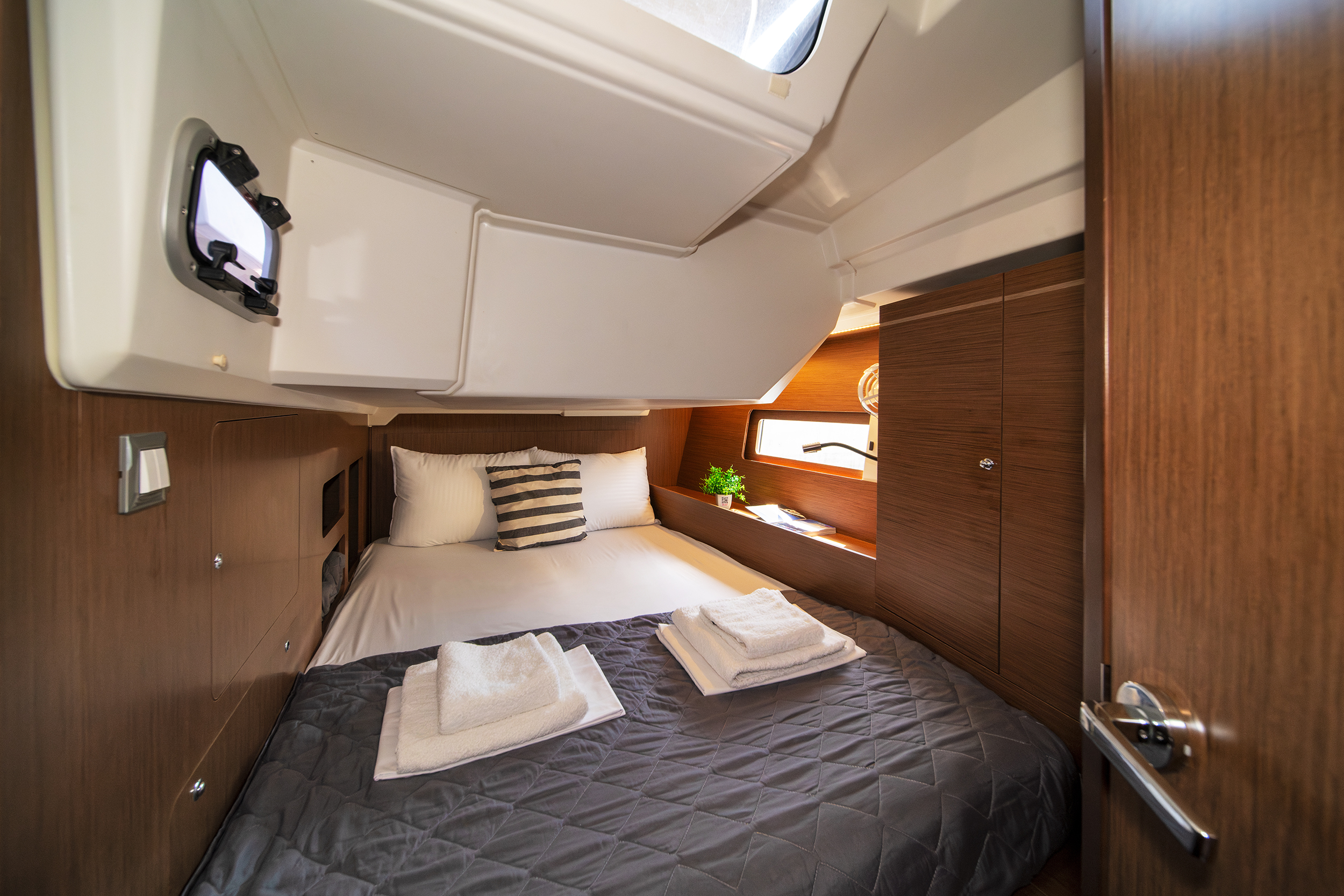 Oceanis 46.1 — photo 17