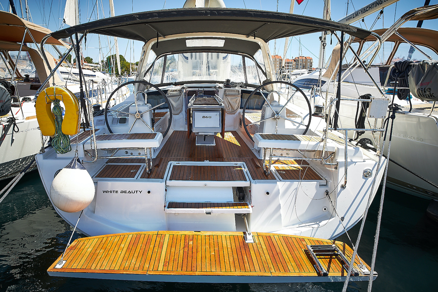 Oceanis 41.1 — photo 1