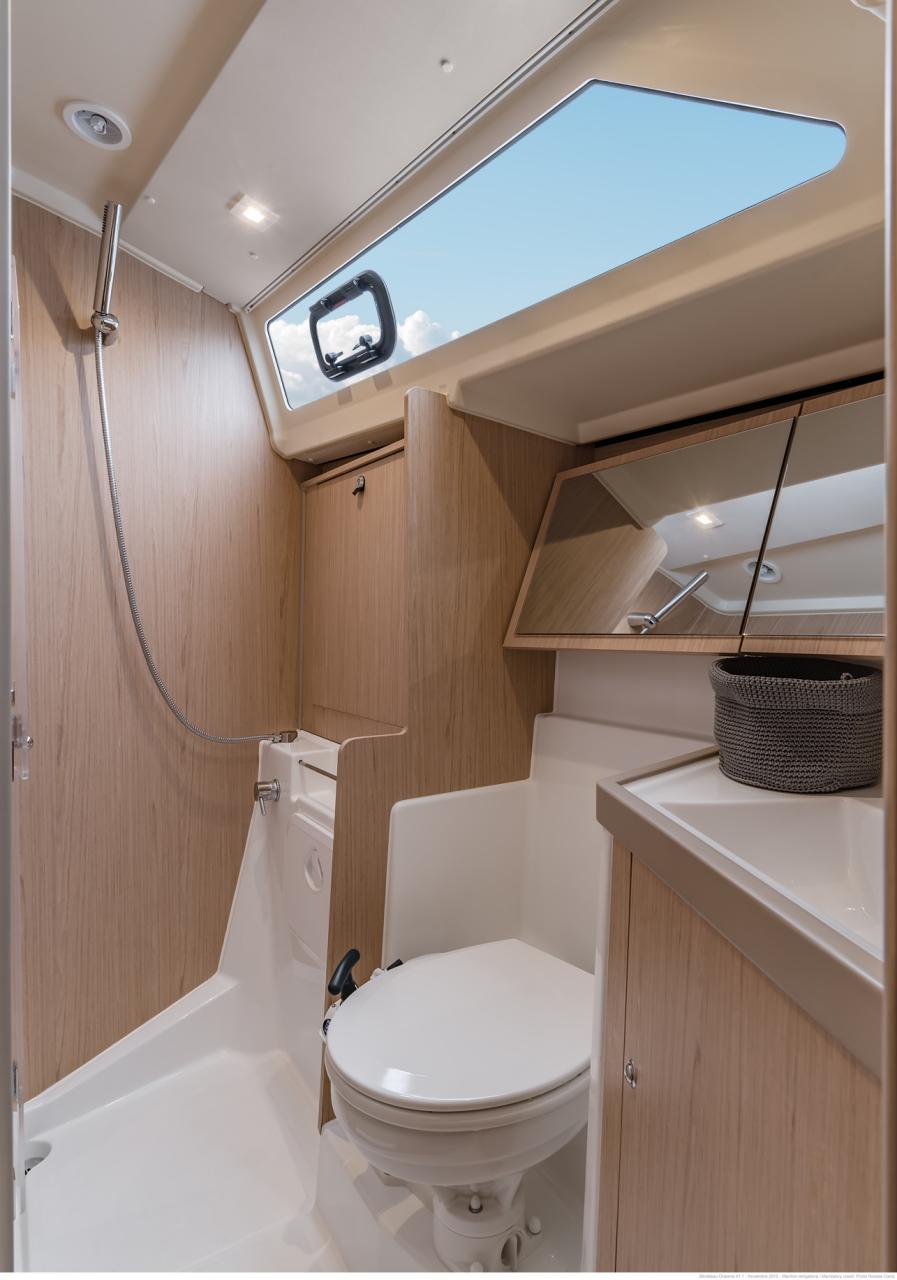 Oceanis 41.1 — photo 11