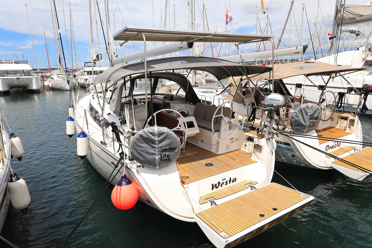 Bavaria Cruiser 37 - 3 cab. — photo 4