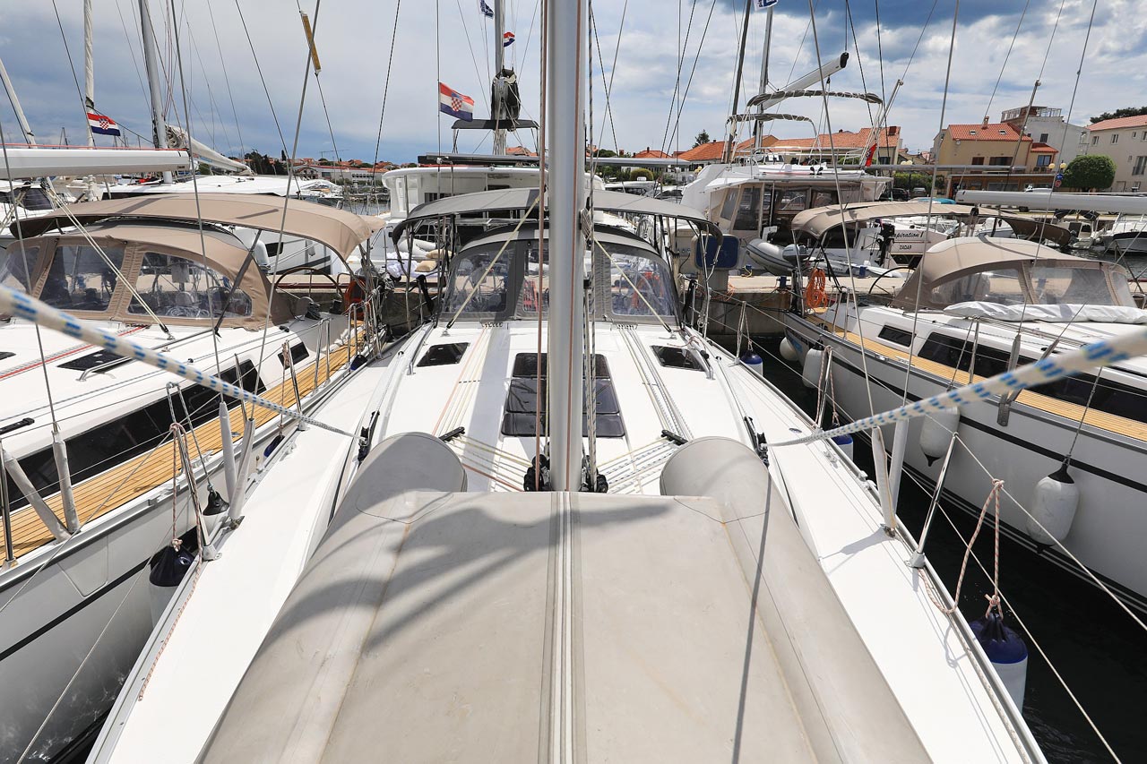 Bavaria Cruiser 37 - 3 cab. — photo 5