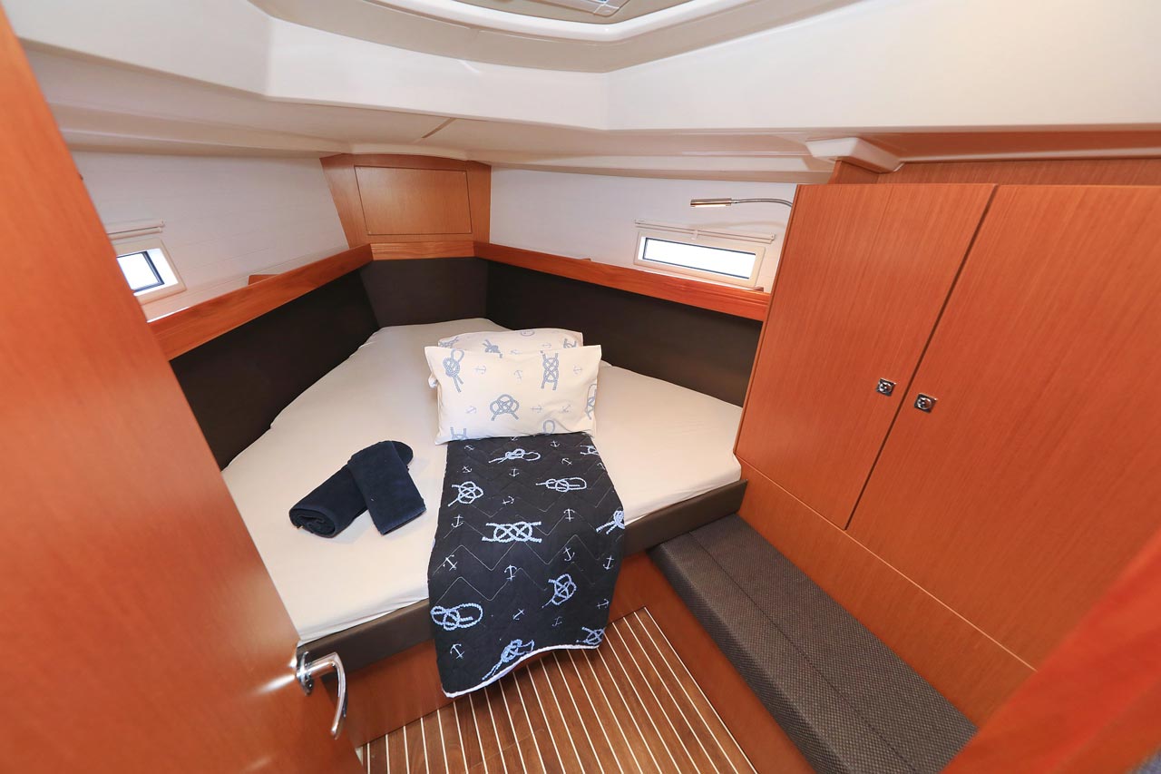 Bavaria Cruiser 37 - 3 cab. — photo 19