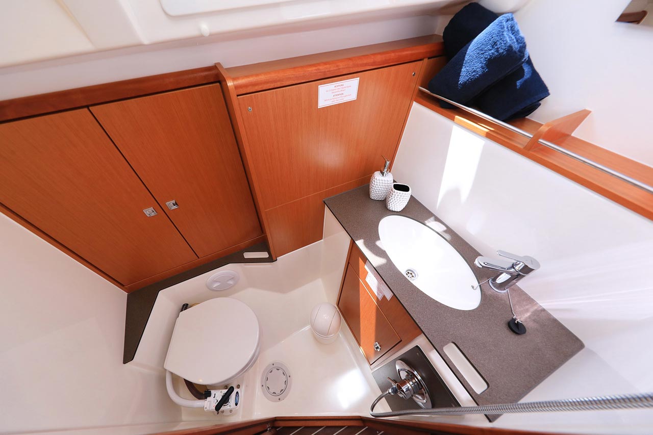 Bavaria Cruiser 37 - 3 cab. — photo 25