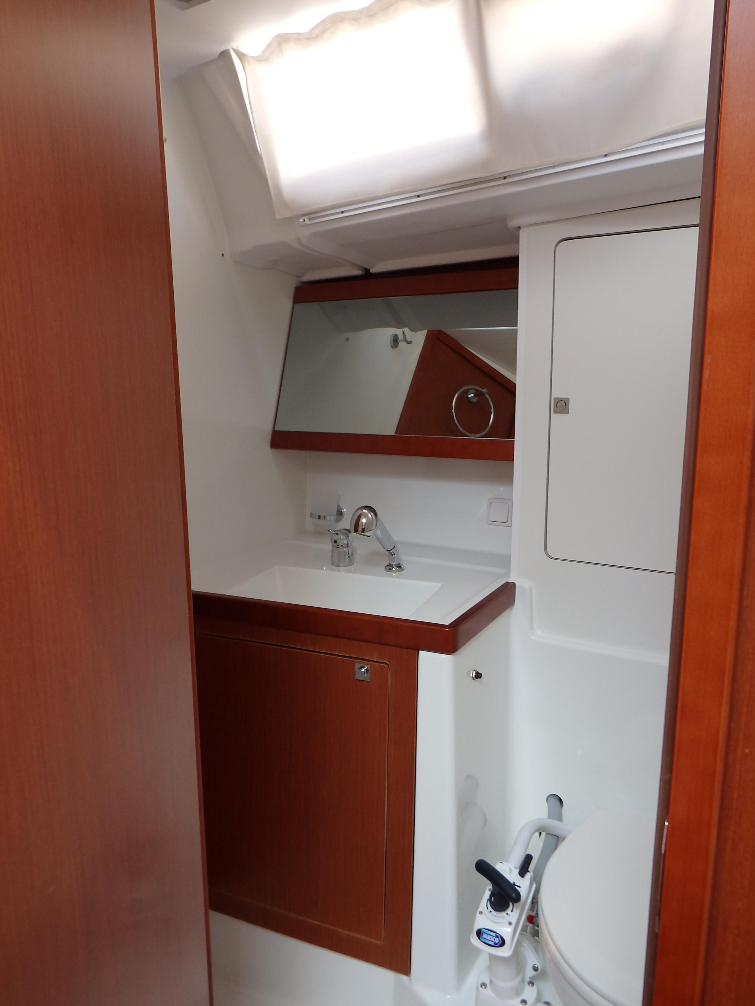 Oceanis 48 - 5 cab. — photo 26