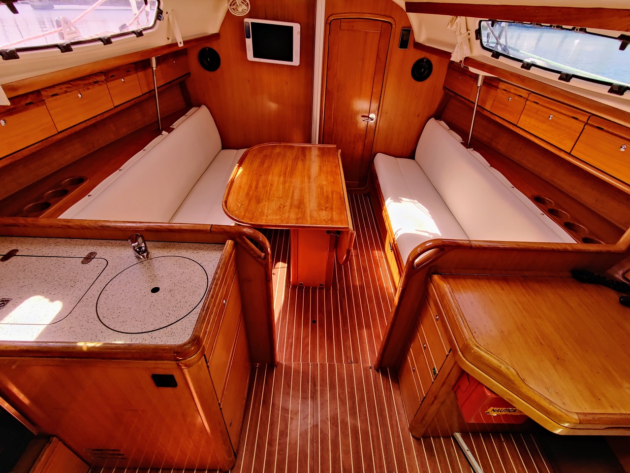 Bavaria 31 Cruiser — photo 5