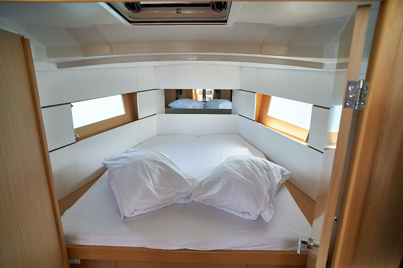 Oceanis 38.1 — photo 10