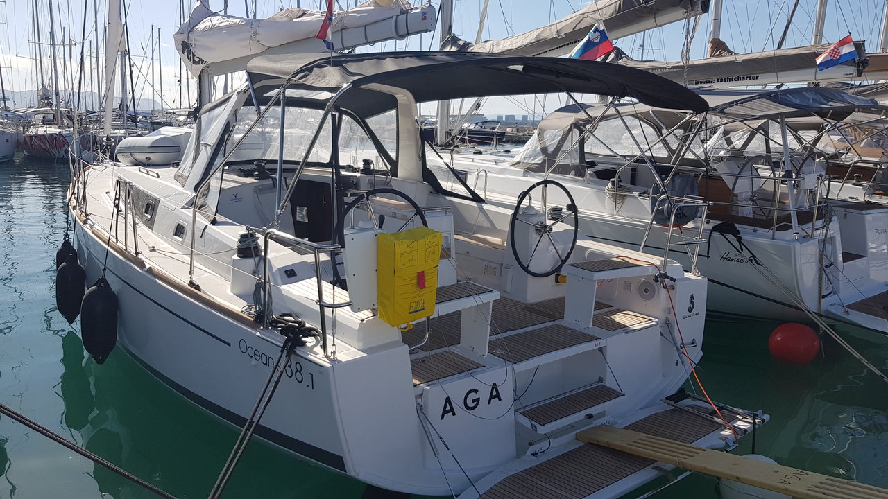 Oceanis 38.1 — photo 4
