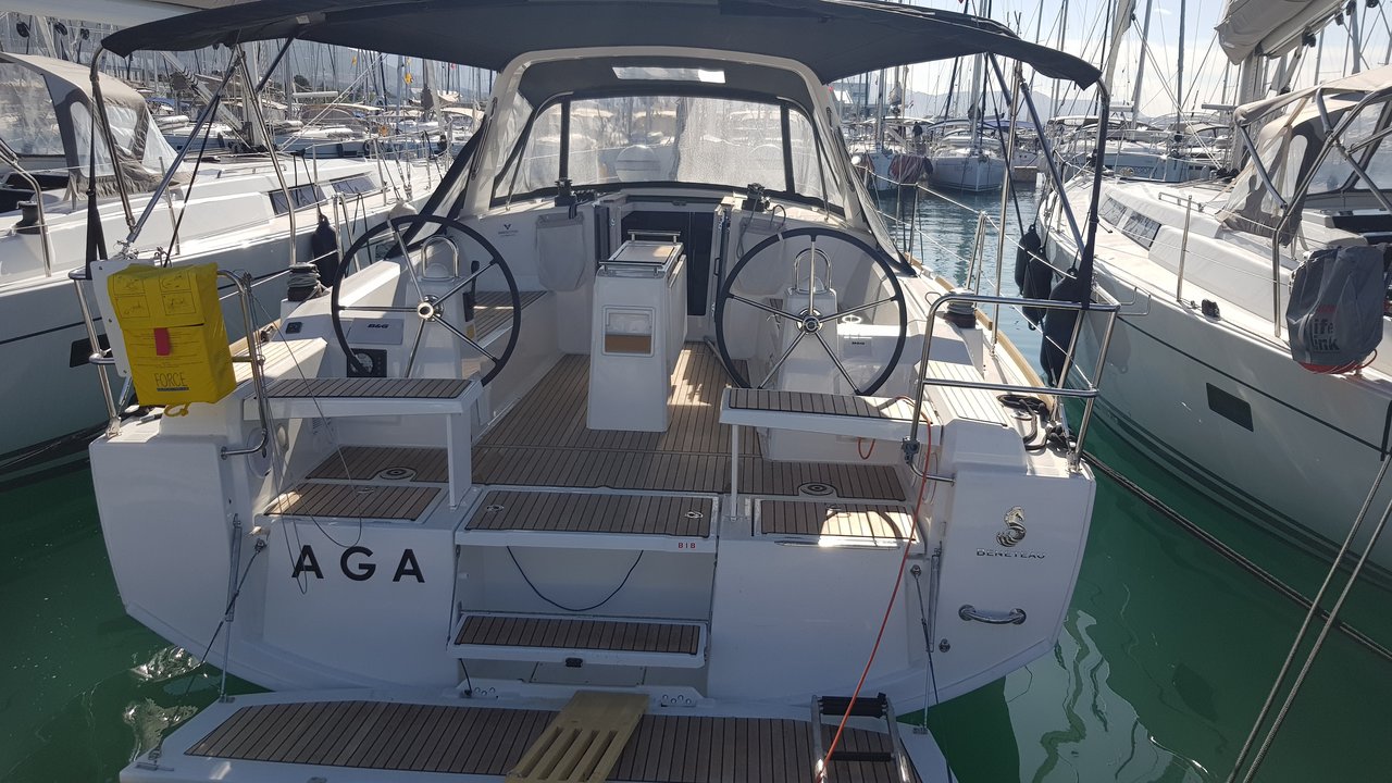 Oceanis 38.1 — photo 12