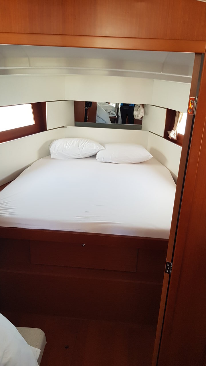 Oceanis 38.1 — photo 21