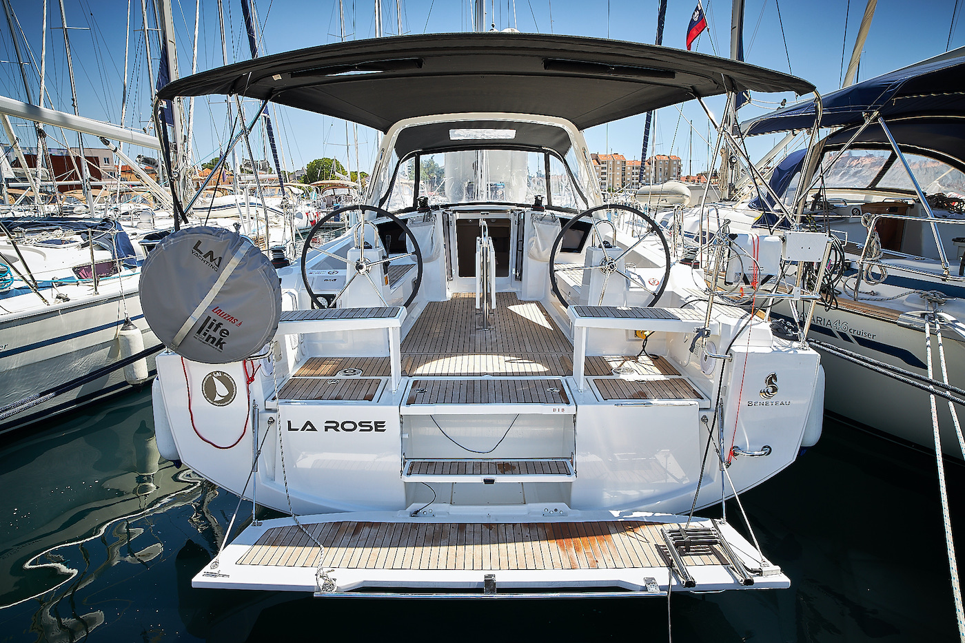 Oceanis 38.1 — photo 1