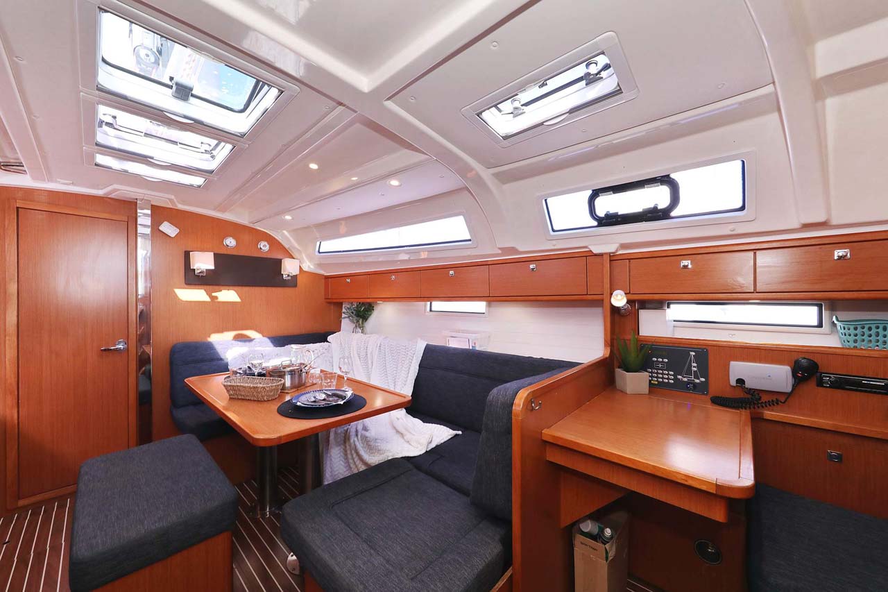 Bavaria Cruiser 41 - 3 cab. — photo 12