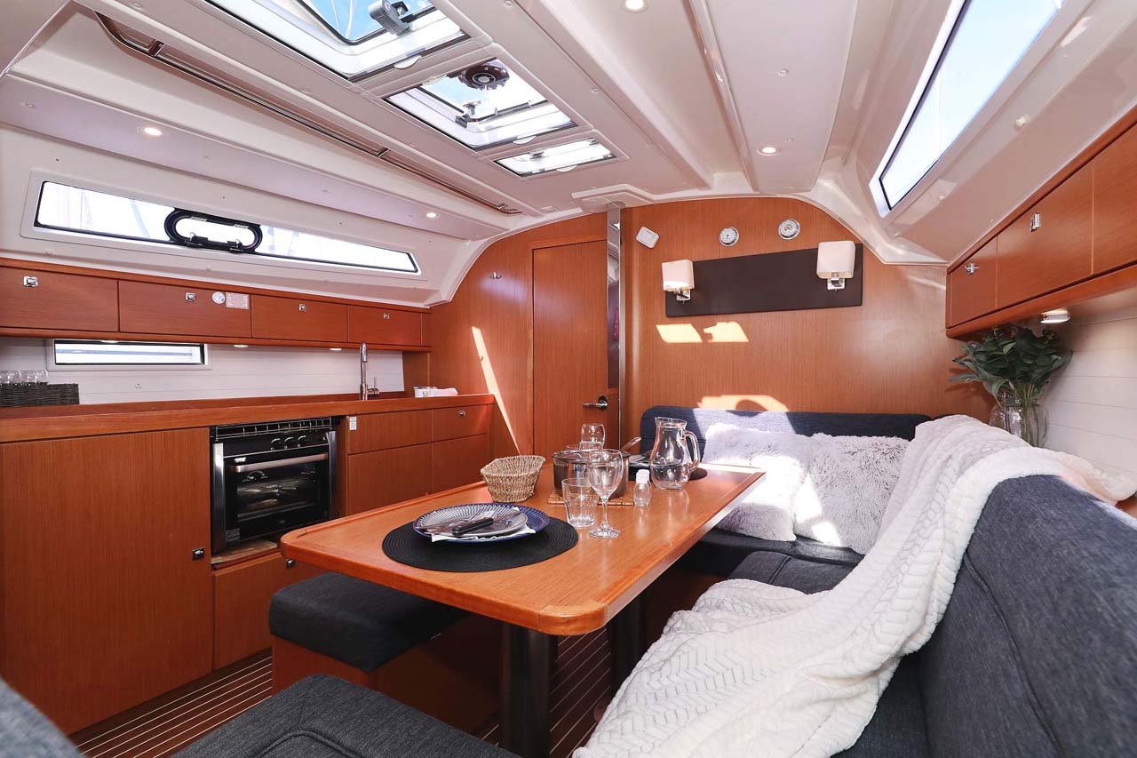 Bavaria Cruiser 41 - 3 cab. — photo 14
