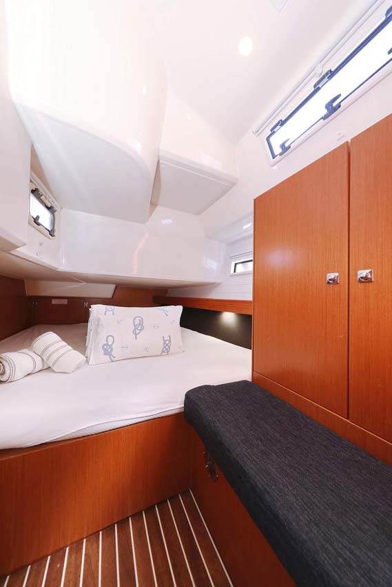 Bavaria Cruiser 41 - 3 cab. — photo 25