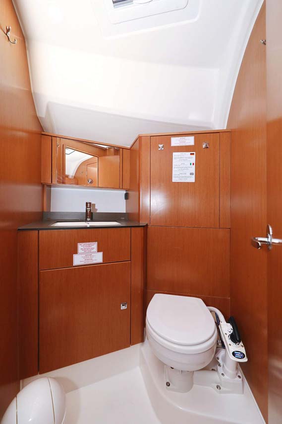 Bavaria Cruiser 41 - 3 cab. — photo 30