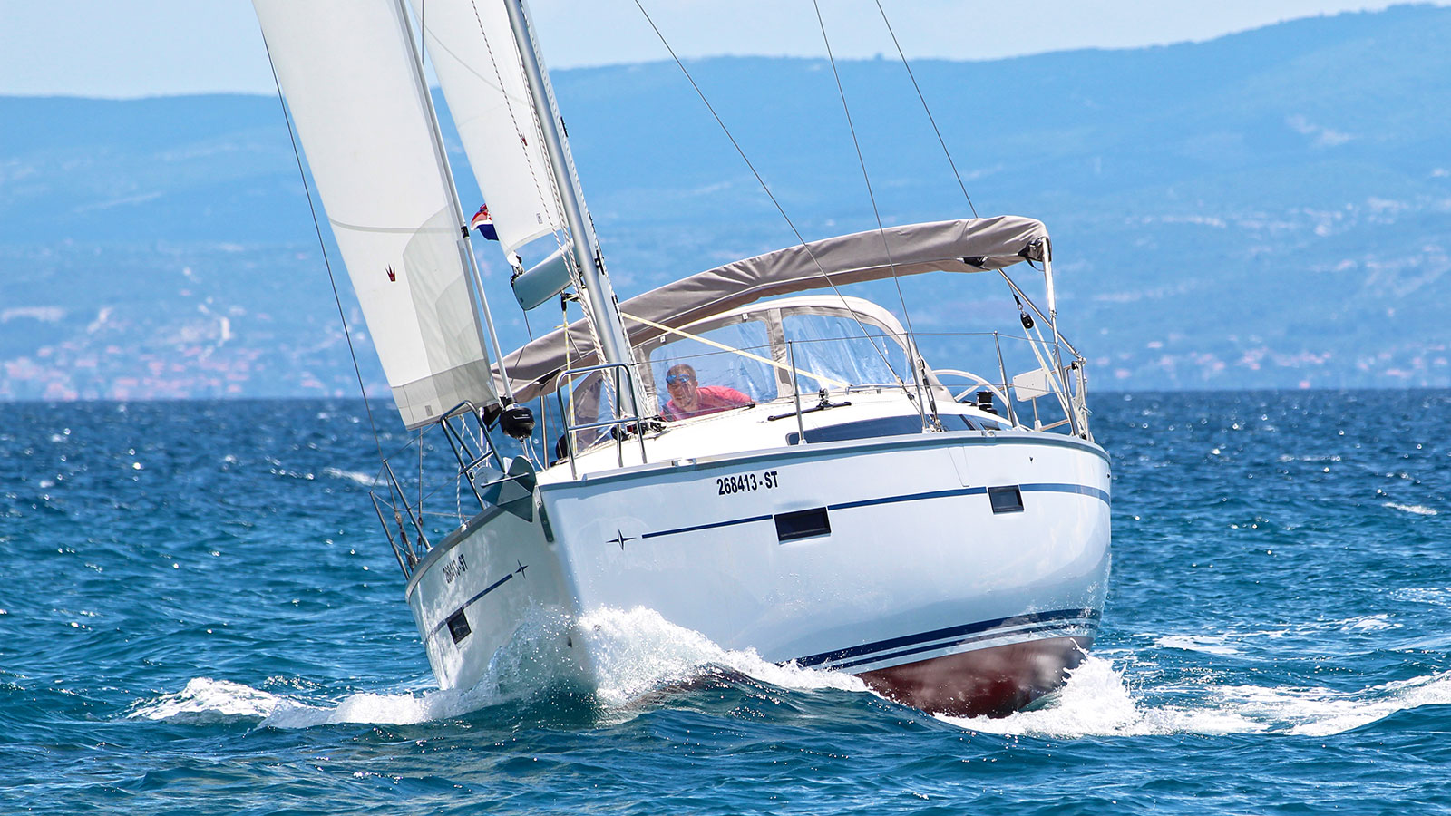 Bavaria Cruiser 37 - 3 cab. — photo 6