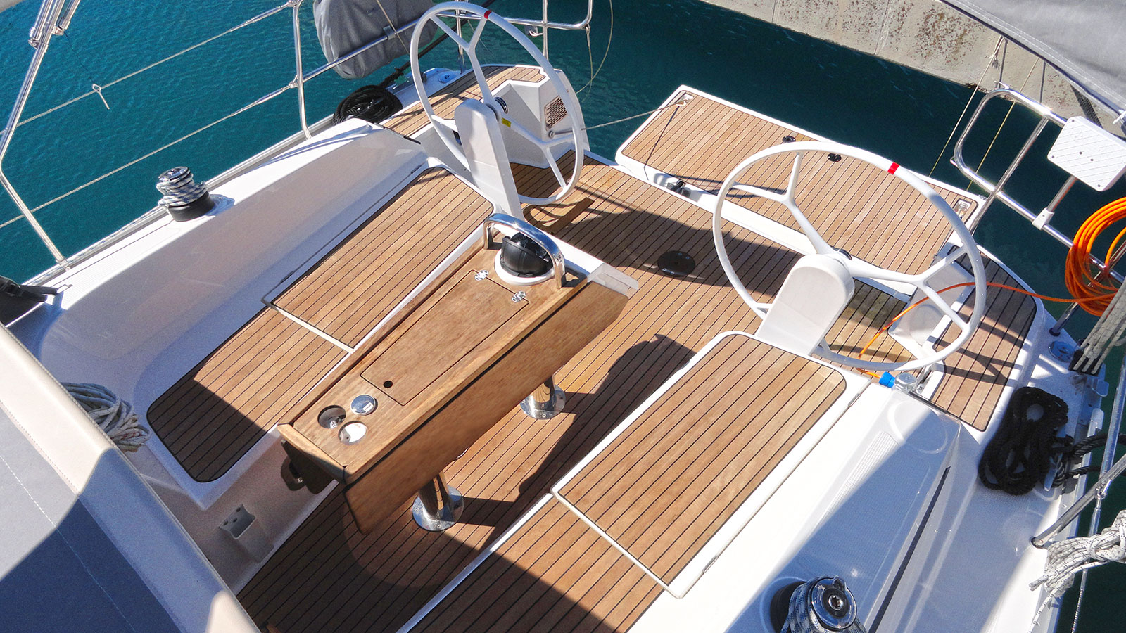 Bavaria Cruiser 37 - 3 cab. — photo 9