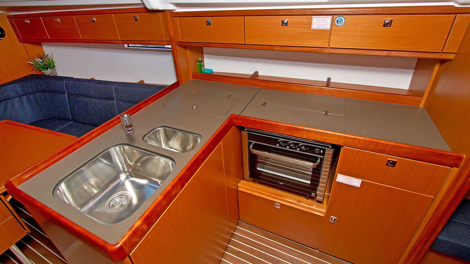Bavaria Cruiser 37 - 3 cab. — photo 15