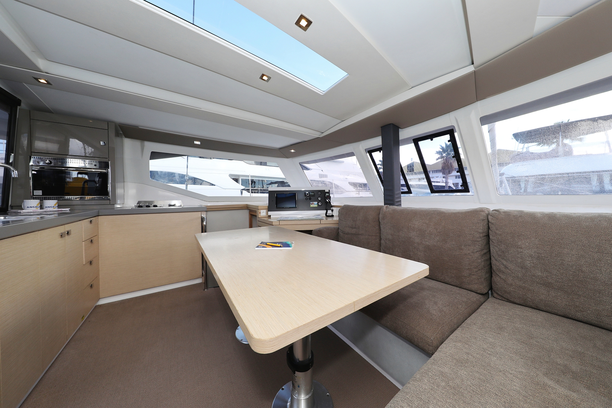Fountaine Pajot Lucia 40 - 4 cab. — photo 18
