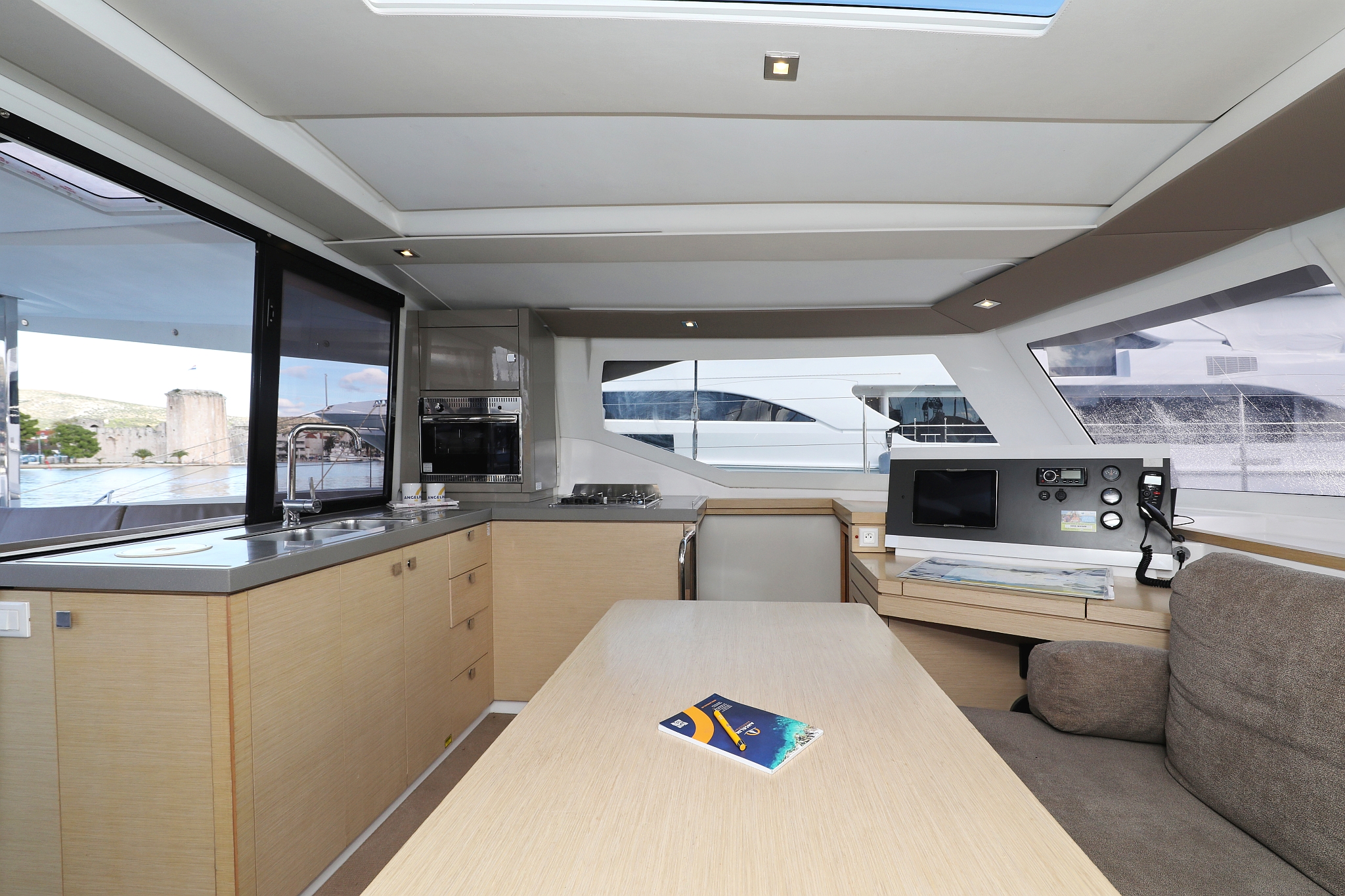 Fountaine Pajot Lucia 40 - 4 cab. — photo 22