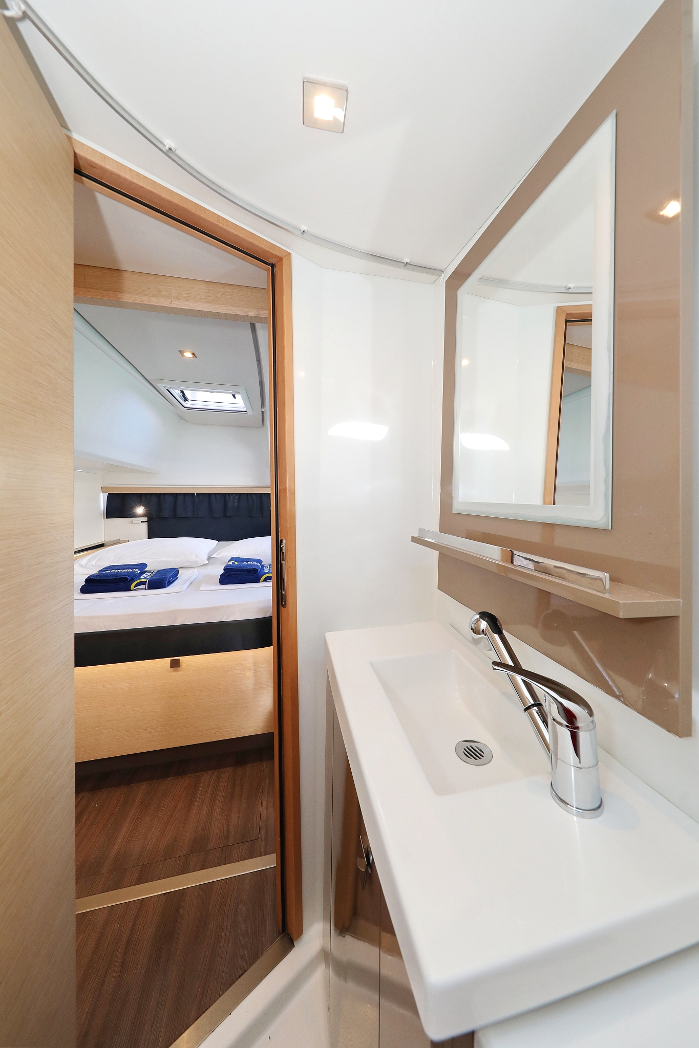 Fountaine Pajot Lucia 40 - 4 cab. — photo 34