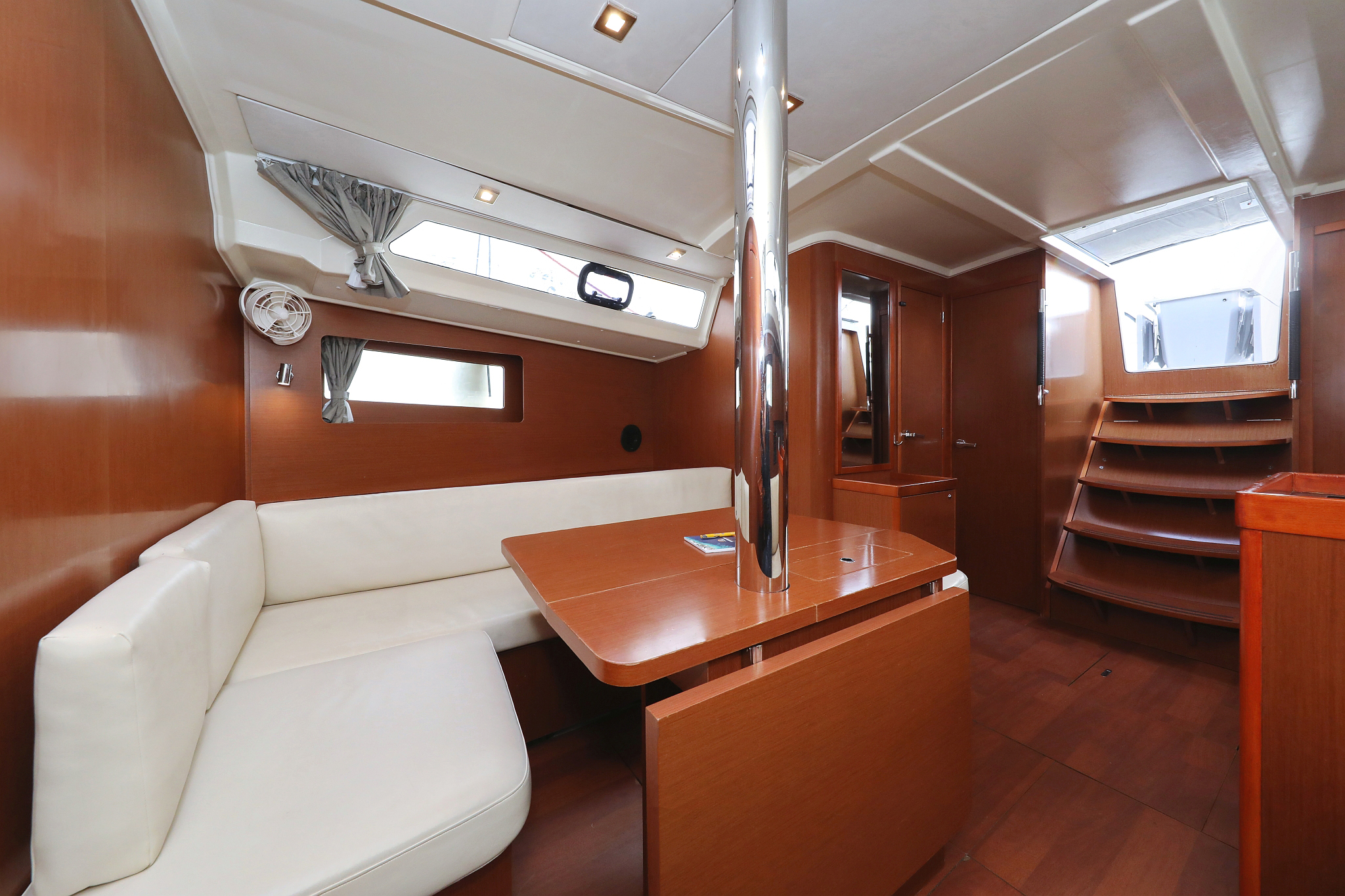 Oceanis 41.1 — photo 17
