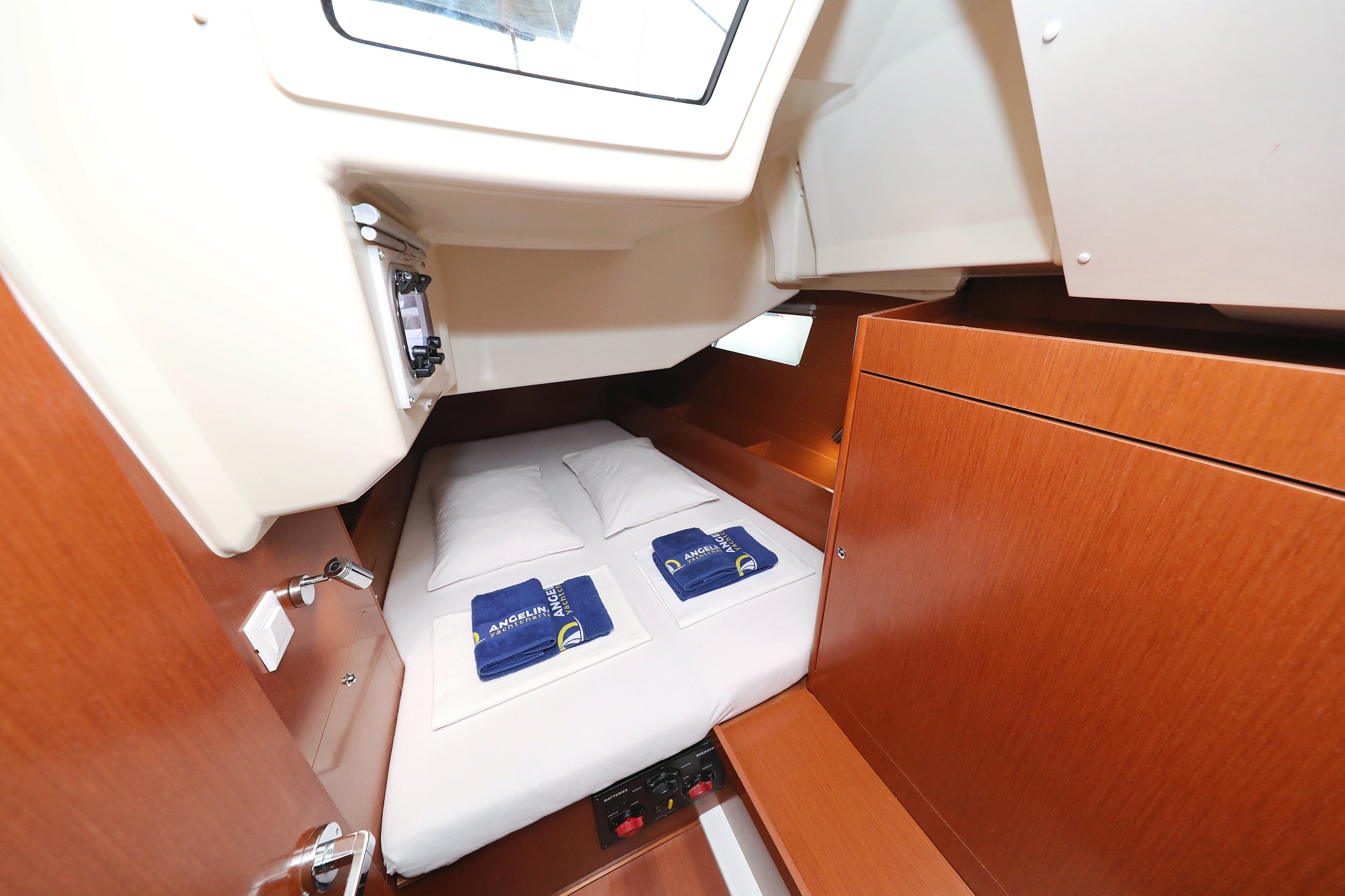 Oceanis 41.1 — photo 27