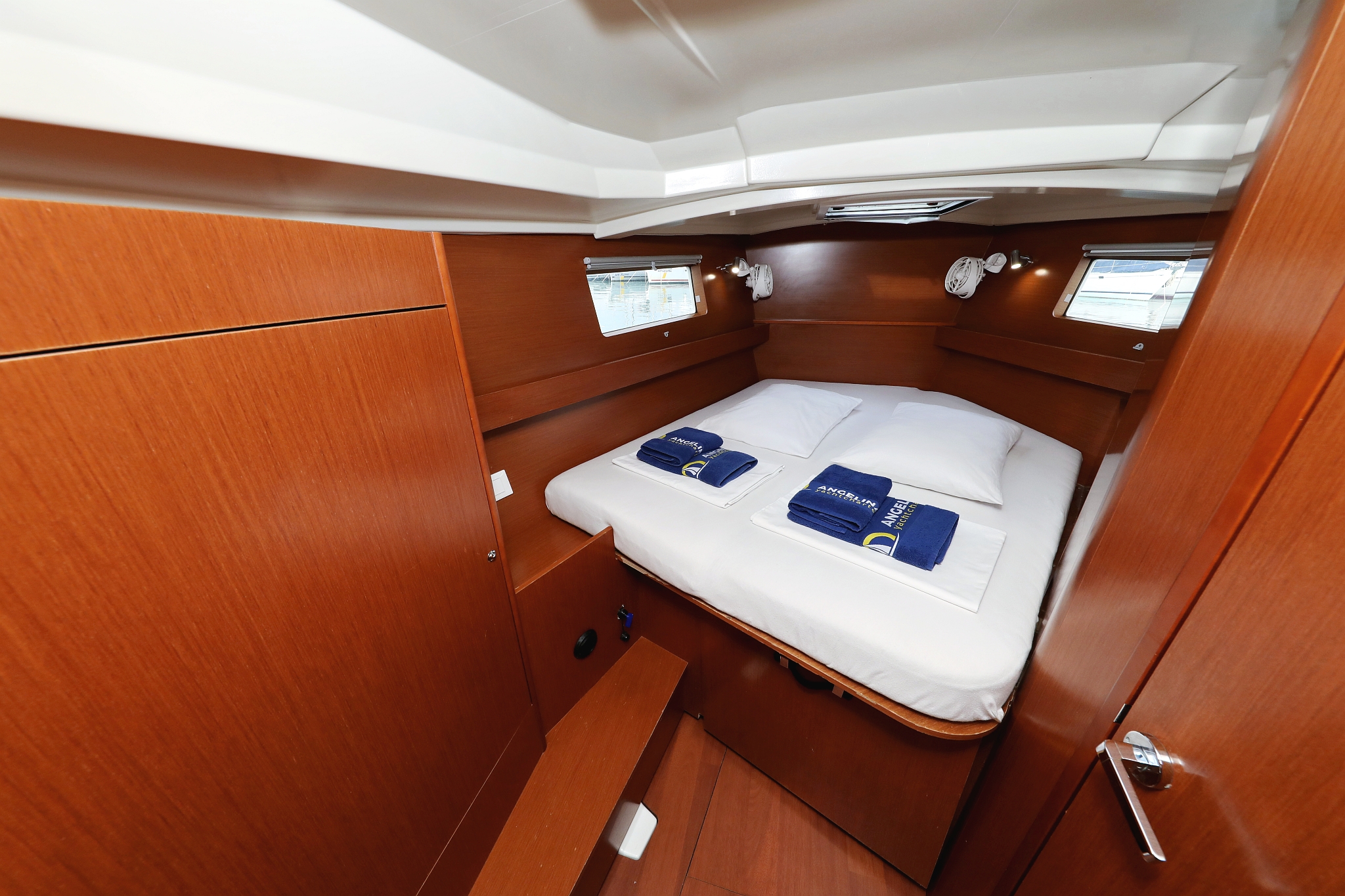 Oceanis 41.1 — photo 29