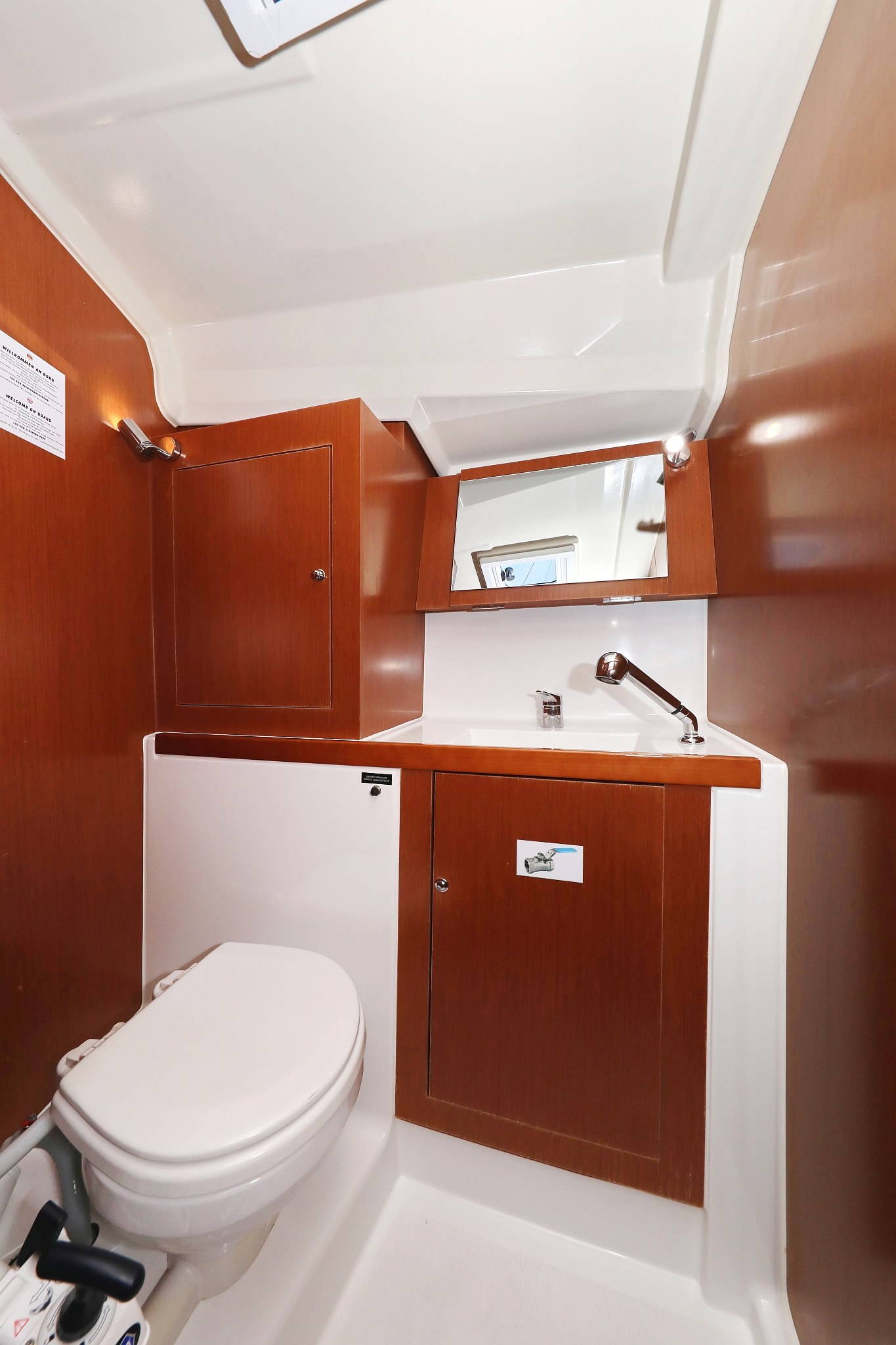 Oceanis 41.1 — photo 36