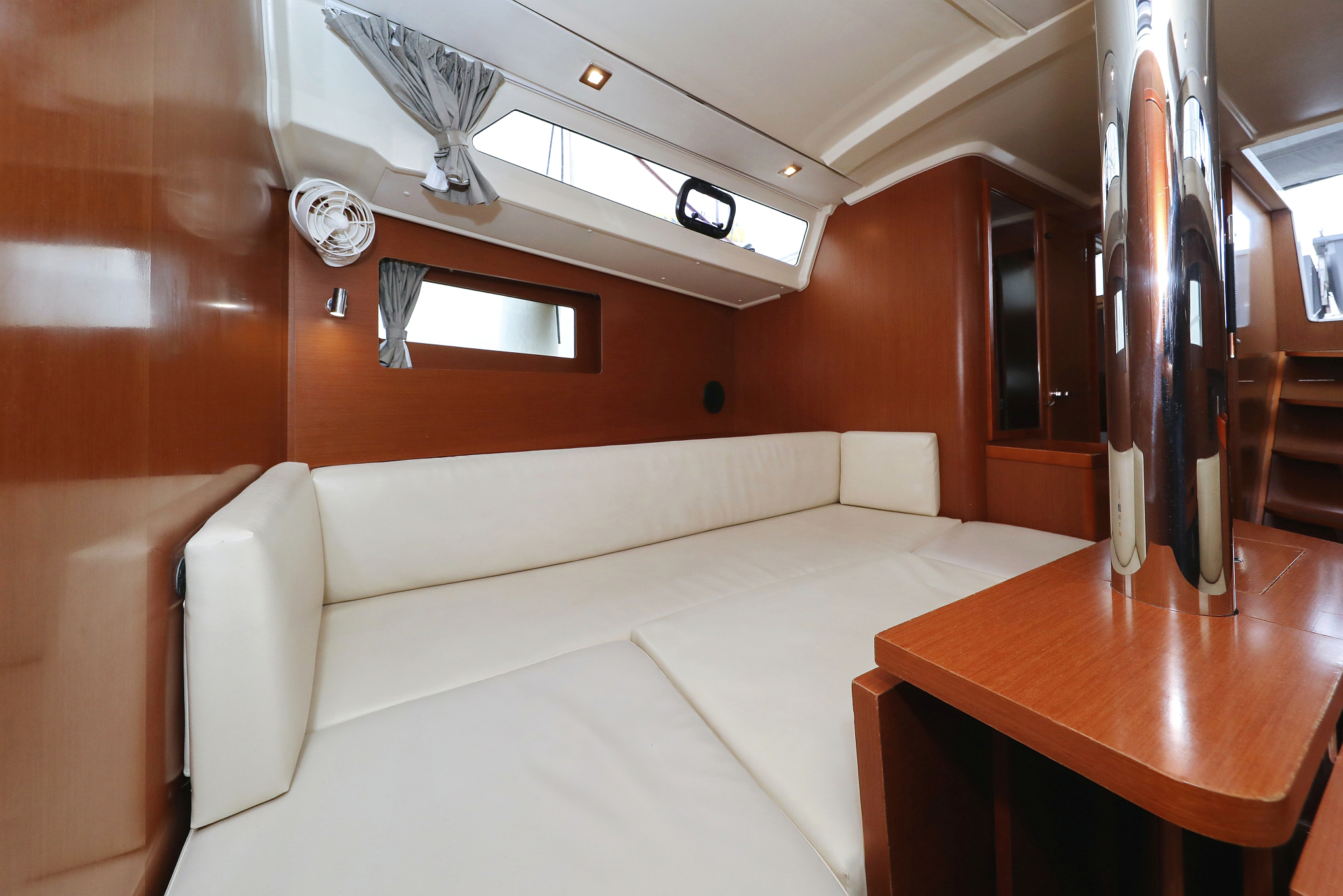Oceanis 41.1 — photo 42